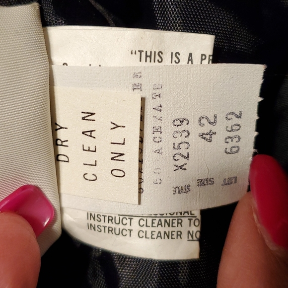 Flagg  Top - Picture 6 of 14